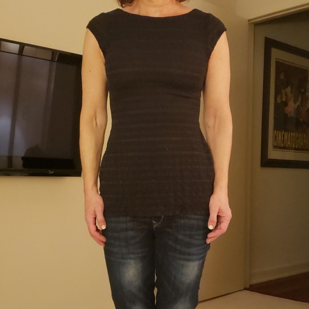 Bailey 44 Black top